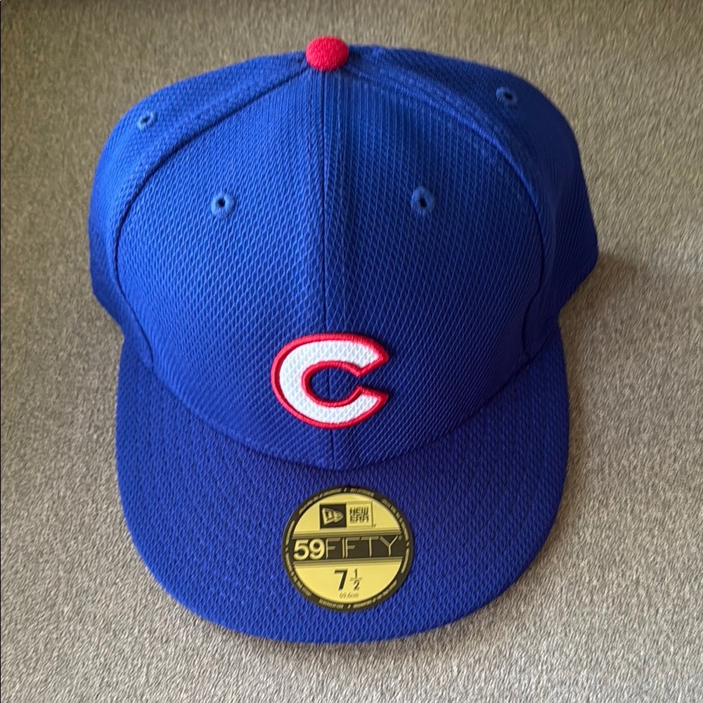 New Era Blue Cubs Cap Official On-Field Cap size 7 1/2